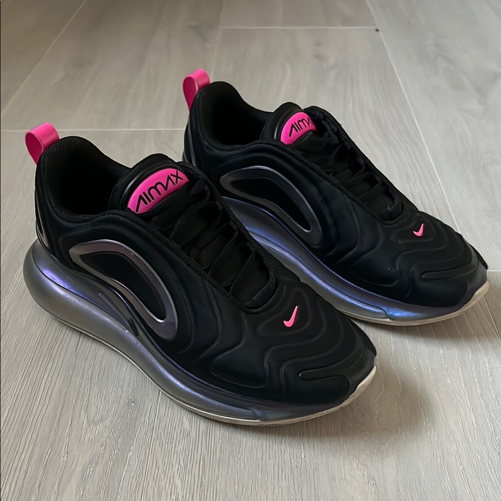 Nike Air Max Women's Black and Pink Shoes